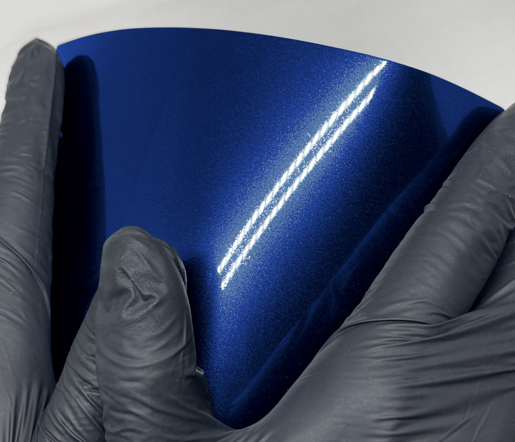 WunderVinyl SG+ Metallic King Blue wrapping film