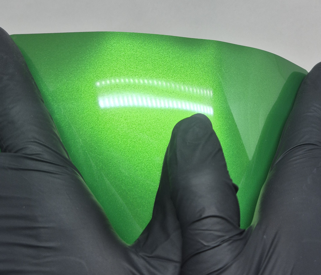 WunderVinyl Super Gloss+ Metallic Vortex Green